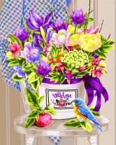 Яркий букетик цветов и птичка