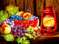 Летние фрукты и фонарик