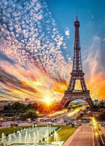 Небо в облаках над Парижем