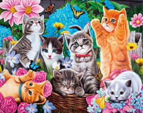 Котята среди ярких цветов