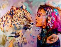 Родственные души ягуара и девушки