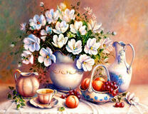 Натюрморт из букета белых цветов и персиков с виноградом