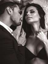 Страсть между влюбленными