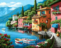 Курортный городок у берега моря