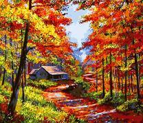 Деревянный домик у дороги в осеннем лесу