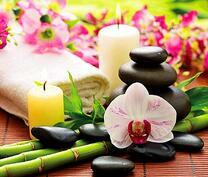 Набор для массажа и орхидея