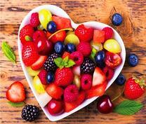 Любовь к фруктово-ягодным салатам