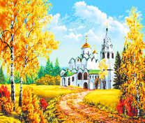 Храм в окружении осенних красок