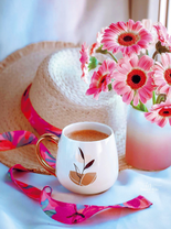 Букет гербер и чашечка кофе