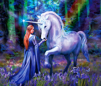 Девушка и единорог в радуге