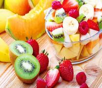 Свежий фруктовый салатик