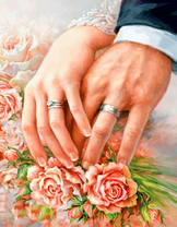 Руки влюбленных молодоженов