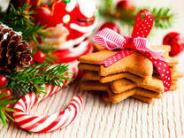 Праздничные печеньки и леденец