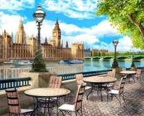 Столики на набережной Темзы