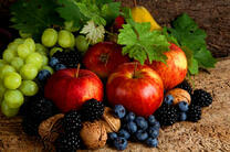 Фрукты, орехи и ягоды