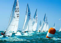 Соревнования на парусниках