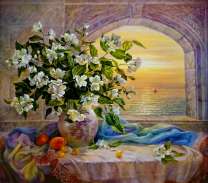 Букет жасмина у окна с видом на океан