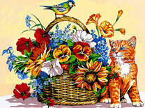 Рыжий котенок, птичка и корзина летних цветов