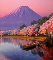 Тихое озеро у горы Фуджи