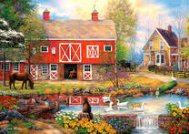 Ферма у небольшого озера