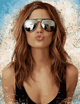 Портрет красивой и стильной девушки