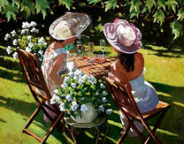 Дамы обедают в саду