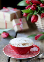 Чашечка ароматного капучино