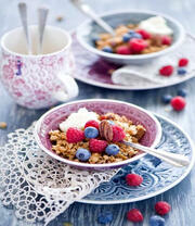 Овсянка с ягодами