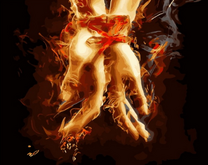 Две руки перевязанные лентой