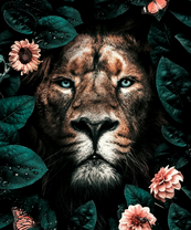 Львиная морда среди листьев и цветов