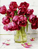 Букет бордовых тюльпанов