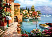 Тихая набережная прибрежного городка