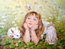 Девочка, кролик и котенок на земляничной поляне