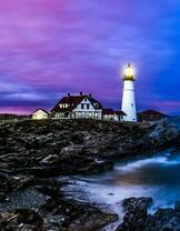 Ночной свет маяка