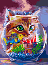 Аквариум с рыбкой и рыжий котёнок