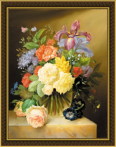 Букет в вазе с розами и ирисами