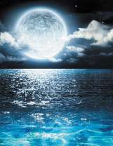 Лунная дорожка в море