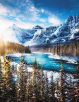 Река у подножия зимних гор