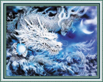 Ледяной дракон на фоне луны