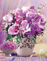 Букет с сиреневых роз и лилий в одном букете