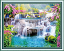 Цветы у очень красивого водопада