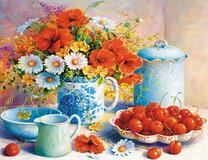 Полевые цветочки и тарелка с черешней