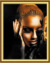 Лицо девушки в золоте