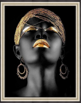 Темная девушка с золотым макияжем