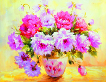 Большой букет пионов в семейной вазе