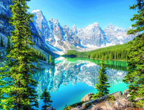 Отражение гор в кристальном озере