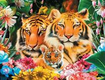 Семейство тигров среди ярких цветов