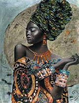 Колоритная девушка в традиционном наряде