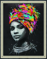 Красивая девушка в разноцветной чалме