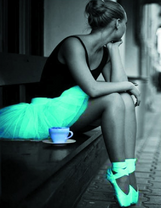 Балерина и чашечка кофе